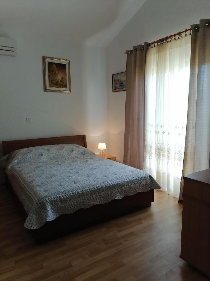Apartments Vedrana Razanj Exterior photo
